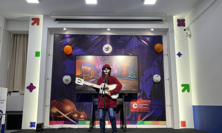 English for Young Learners ( Online and Physical Classes )